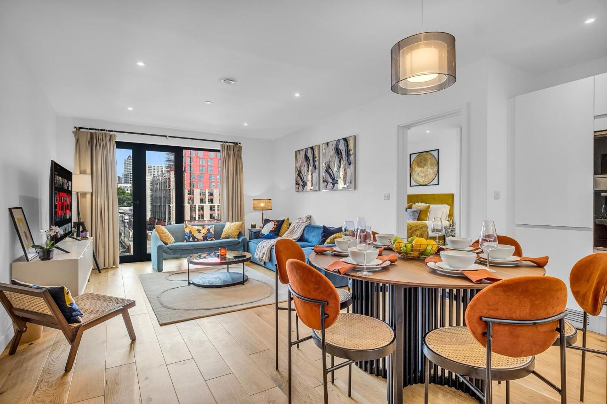Luxurious & Glamorous Centrally Located 2 Bedroom 2 Bathroom Apartment - Central Birmingham - Secure Parking - Netflix エクステリア 写真